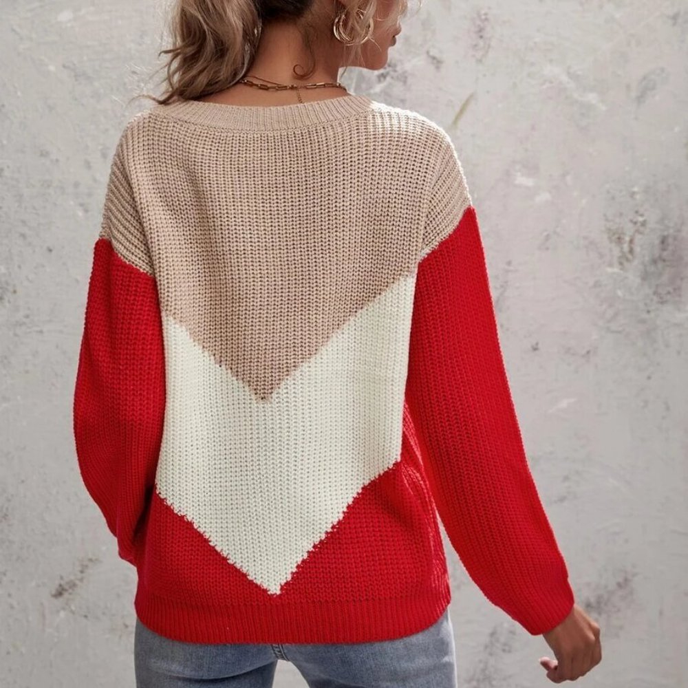 Women's Pullover Sweater - Picture 4 of 5